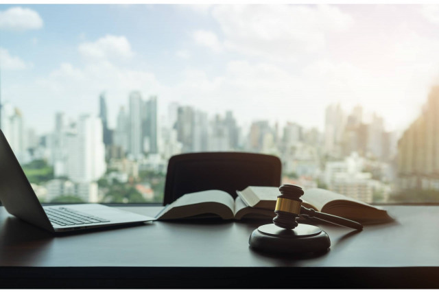 Effective Project Management in Darwin Construction: Best Practices and Legal Considerations